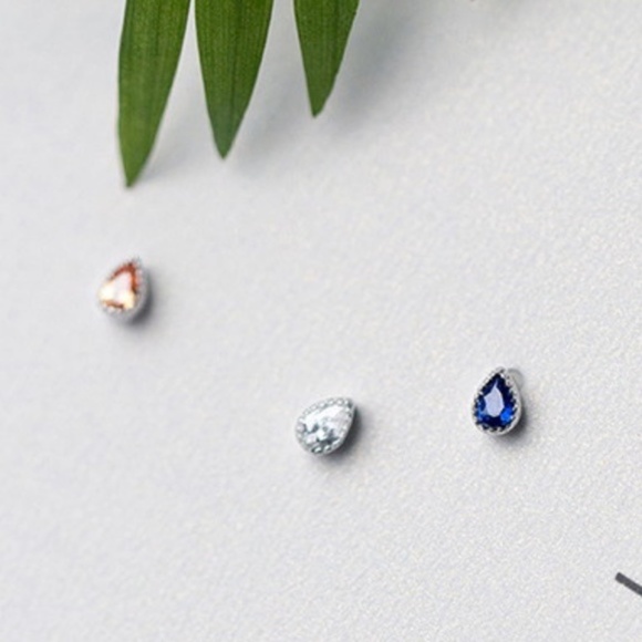 NWT! Sterling Silver Rhinestone Teardrop Stud Earrings - Choose Color! - Picture 5 of 7